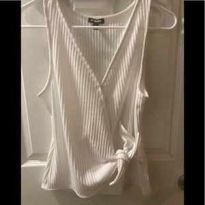 White ribbed Express tank